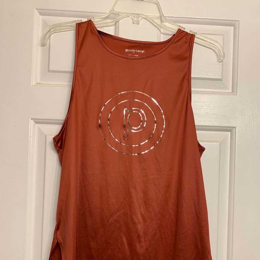 shiny red pure barre tank size M